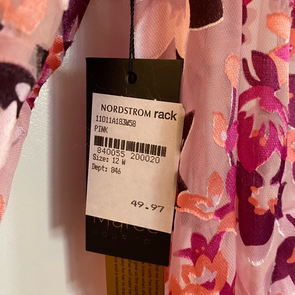 Tags still on beautiful floral wrap dress. - Picture 4 of 6